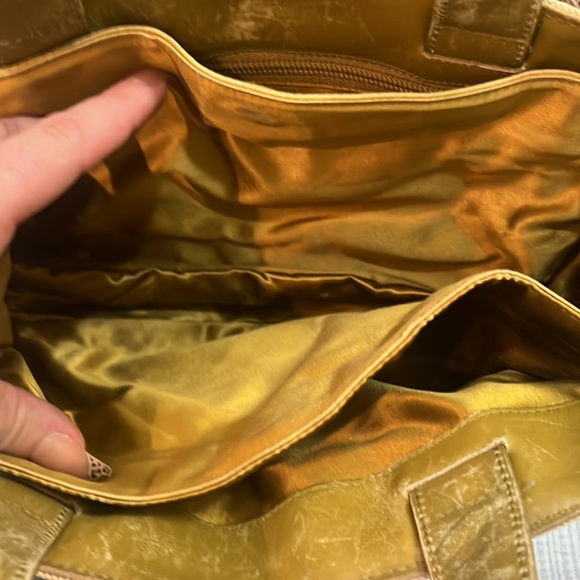 PRADA SMALL TOTE - Picture 6 of 8